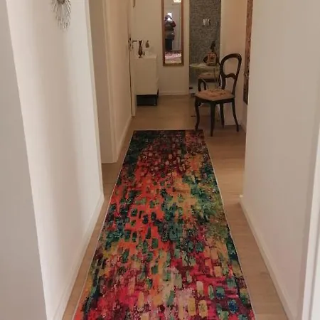 דירה Und Nobel In *